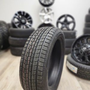 235 55 20 - P - 105V - WINTER TIRE