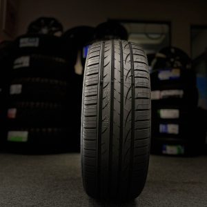 205 60 16 - P - ALL-SEASON TIRE