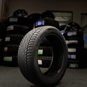 195 55 15 - P -  ALL-WEATHER TIRE