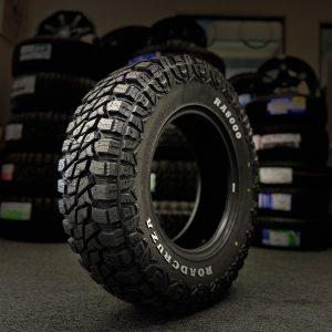 265 70 17 - R/T LT 10PR/E