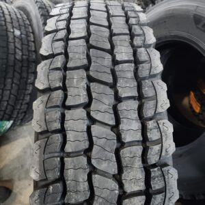11R24.5 LONGMARCH LM707 - DRIVE TIRES